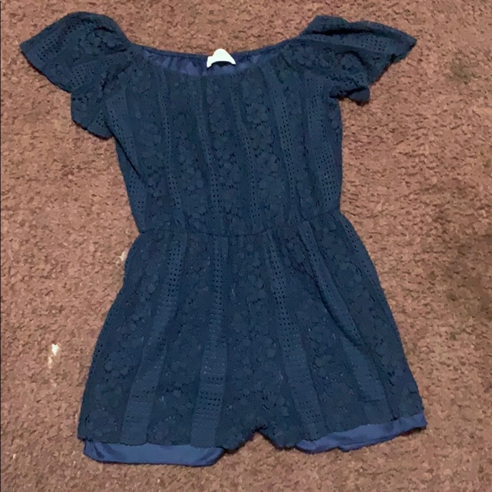 Everly size medium navy blue romper